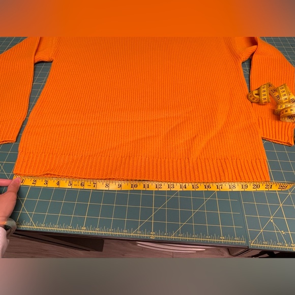 BNWOT Something Navy Orange Sweater (T&B) - Picture 11 of 11
